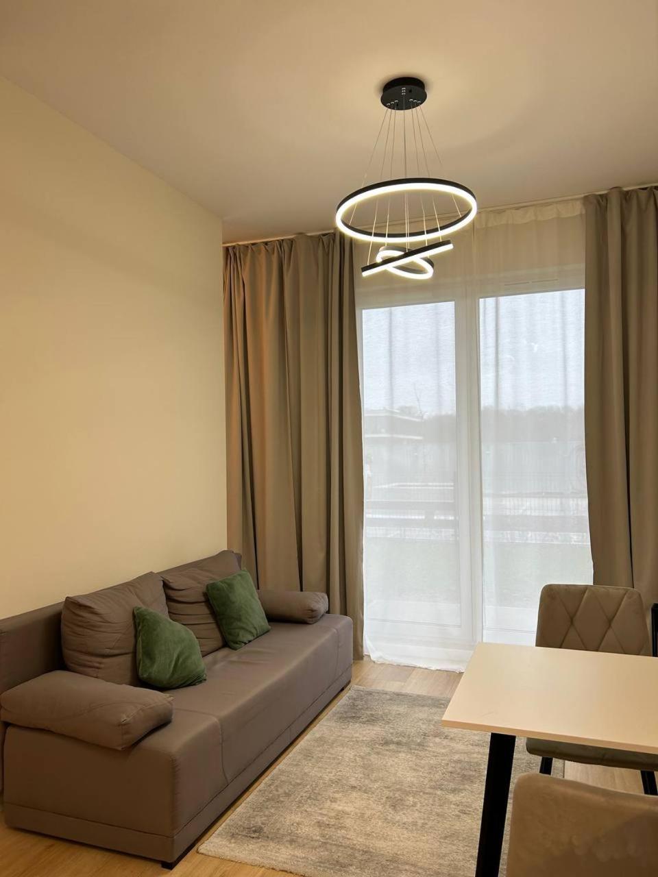 Warsaw Airport Apartment Екстериор снимка