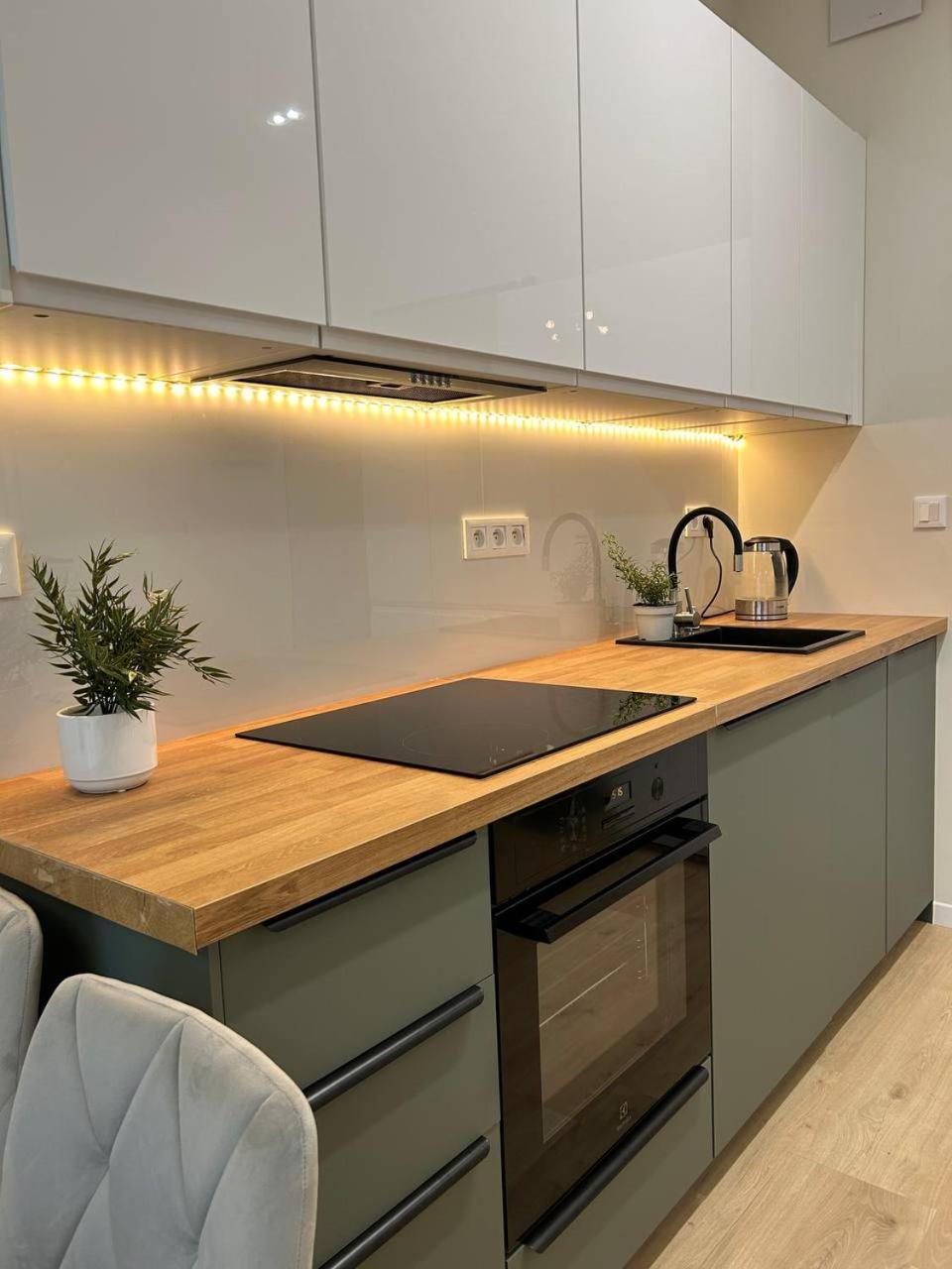 Warsaw Airport Apartment Екстериор снимка